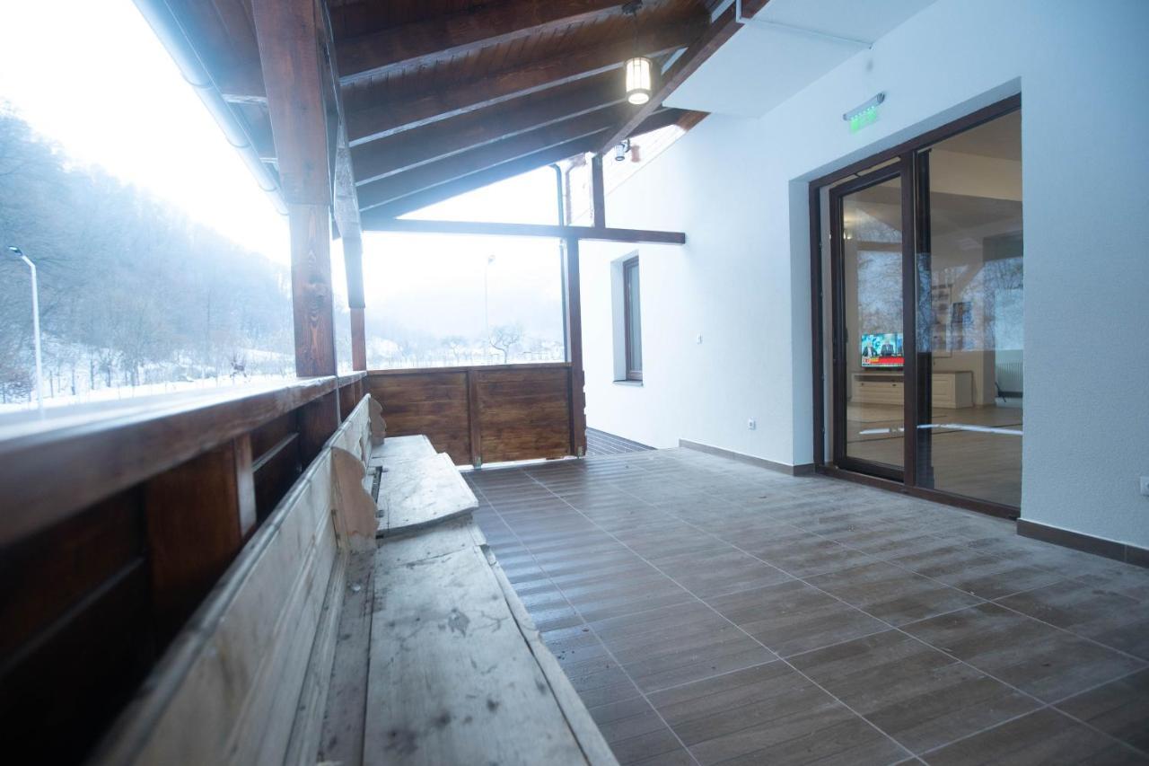 Livada Amely Hotel Gales ภายนอก รูปภาพ