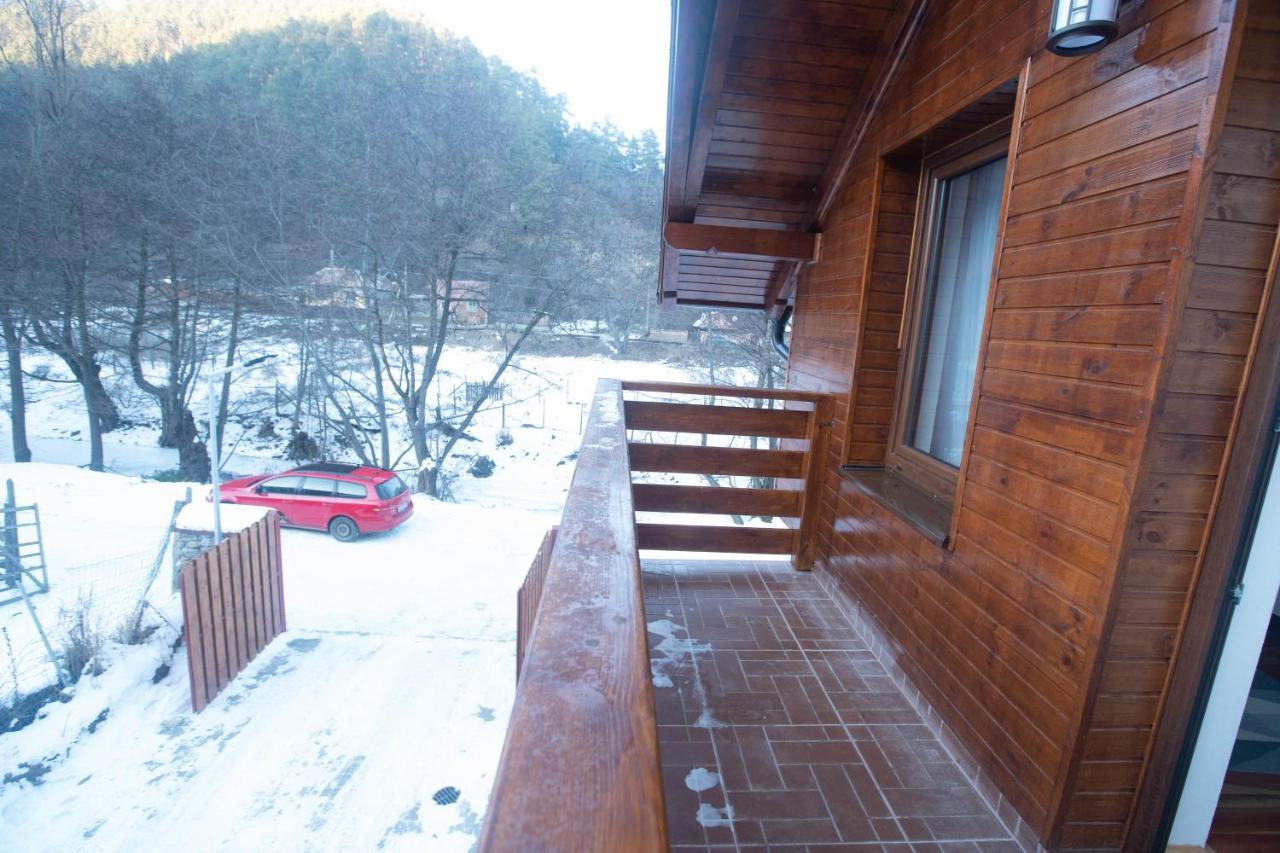 Livada Amely Hotel Gales ภายนอก รูปภาพ