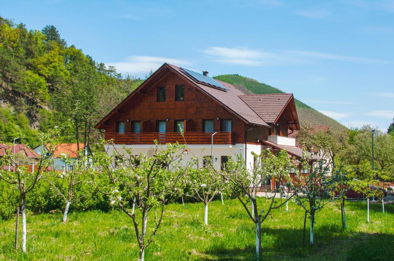 Livada Amely Hotel Gales ภายนอก รูปภาพ